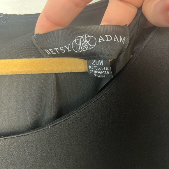 Betsy & Adam Women's Plus Size Bell-Sleeve A-Line Dress size 20W Black - Picture 3 of 9